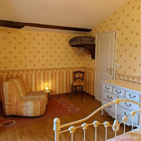 Chateaubernard, 4 Pieces, 7 Personnes - Fr-1-653-142 Holiday home *